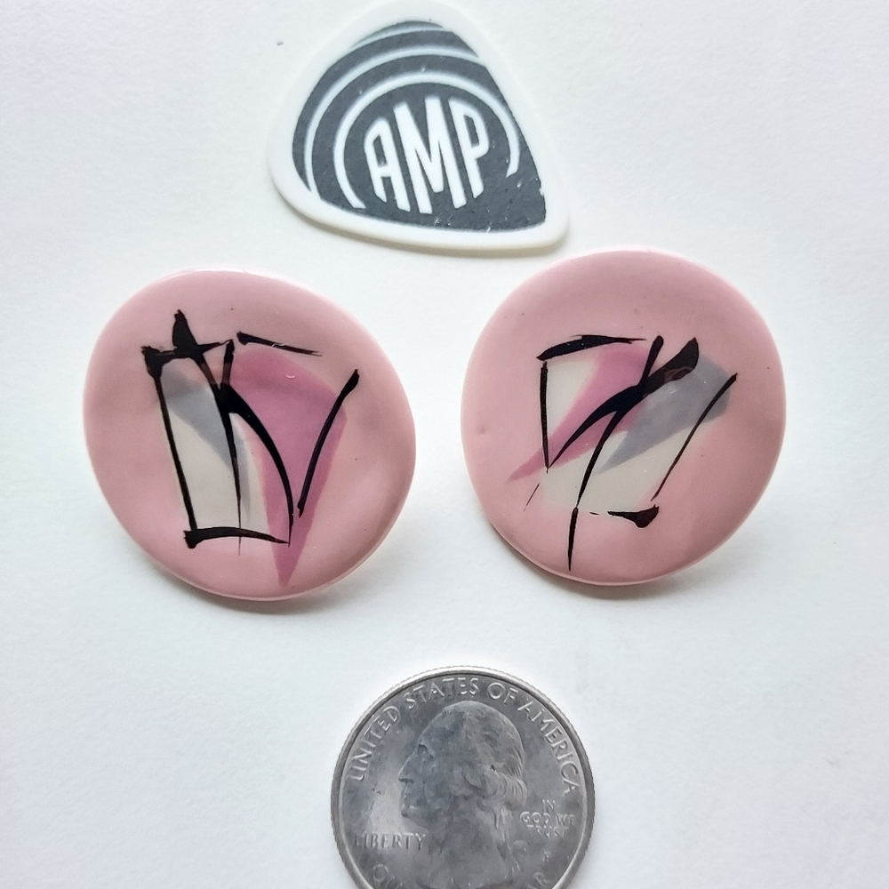 Vintage Large, Round, Hand-painted, Porcelain, Post Earrings, Light Pink - Picture 3 of 5